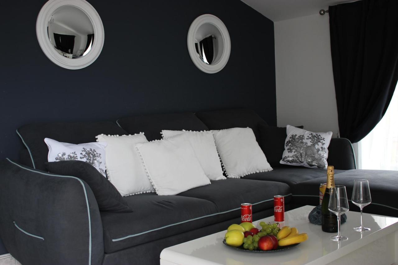 Apartments Christine Umag Exterior foto